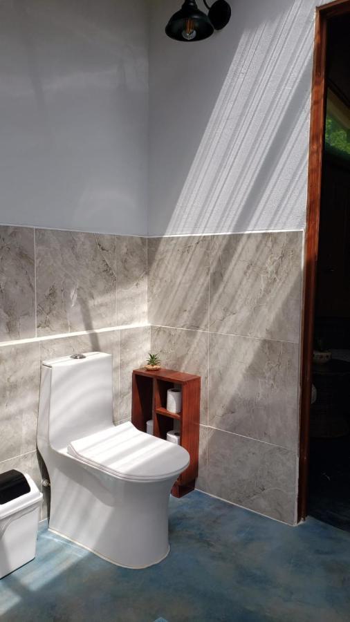 Cabina Brisa Escondida - Walking Distance From River Savegre Εξωτερικό φωτογραφία